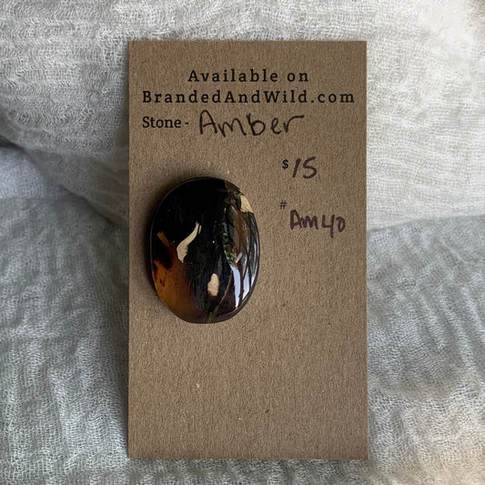 Amber Cabochon AM40
