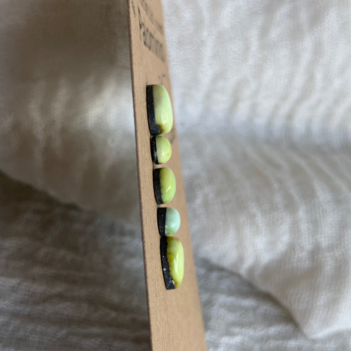 Palomino Cabochon - P086