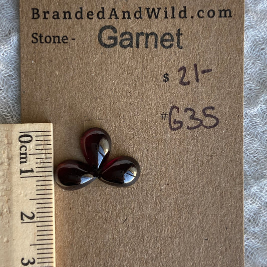 Garnet Cabochon - G35