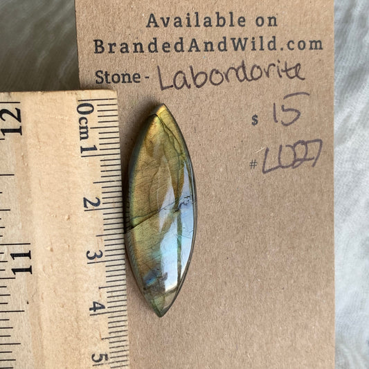 Labradorite Cabochon - L027