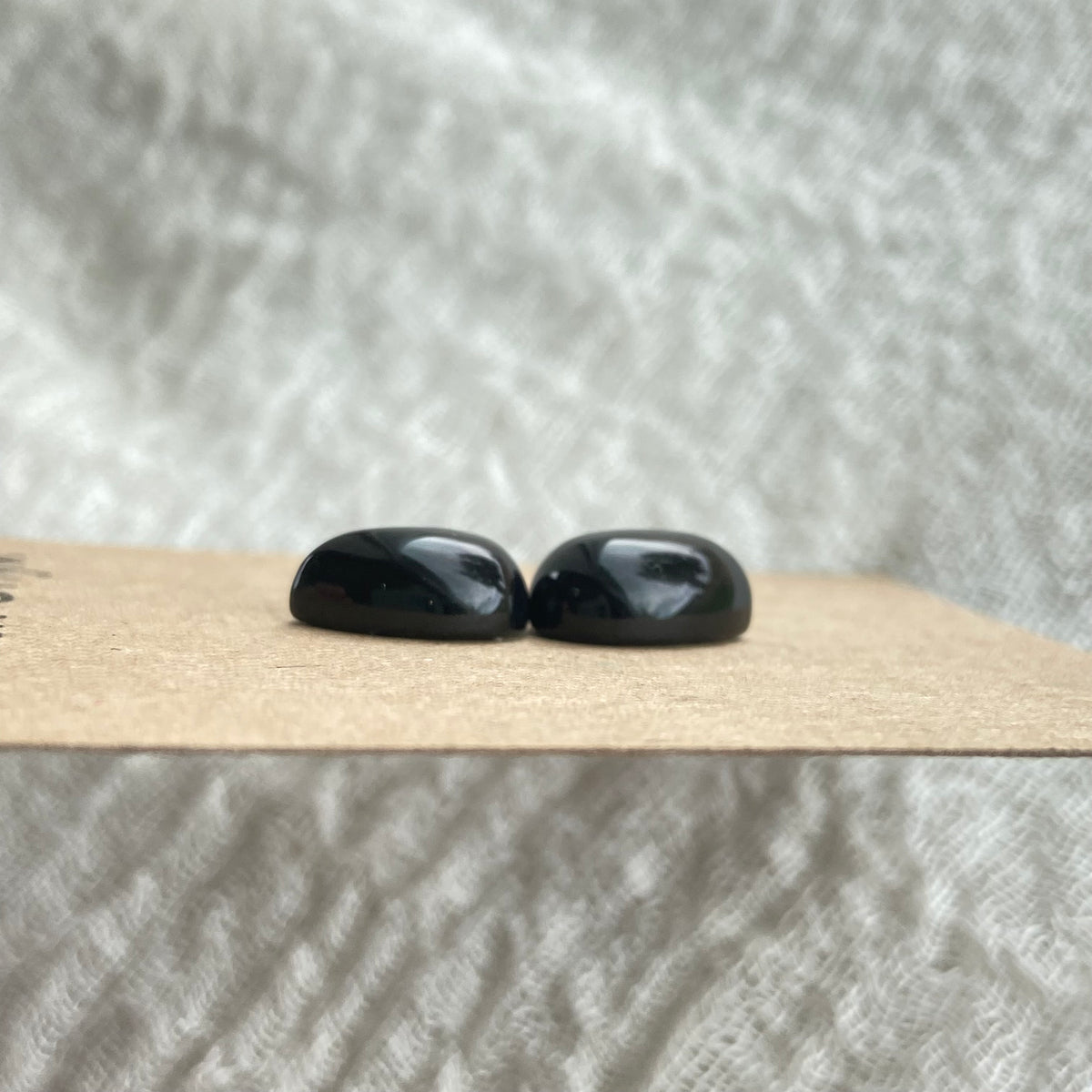 Black Onyx - Cabochon - B03