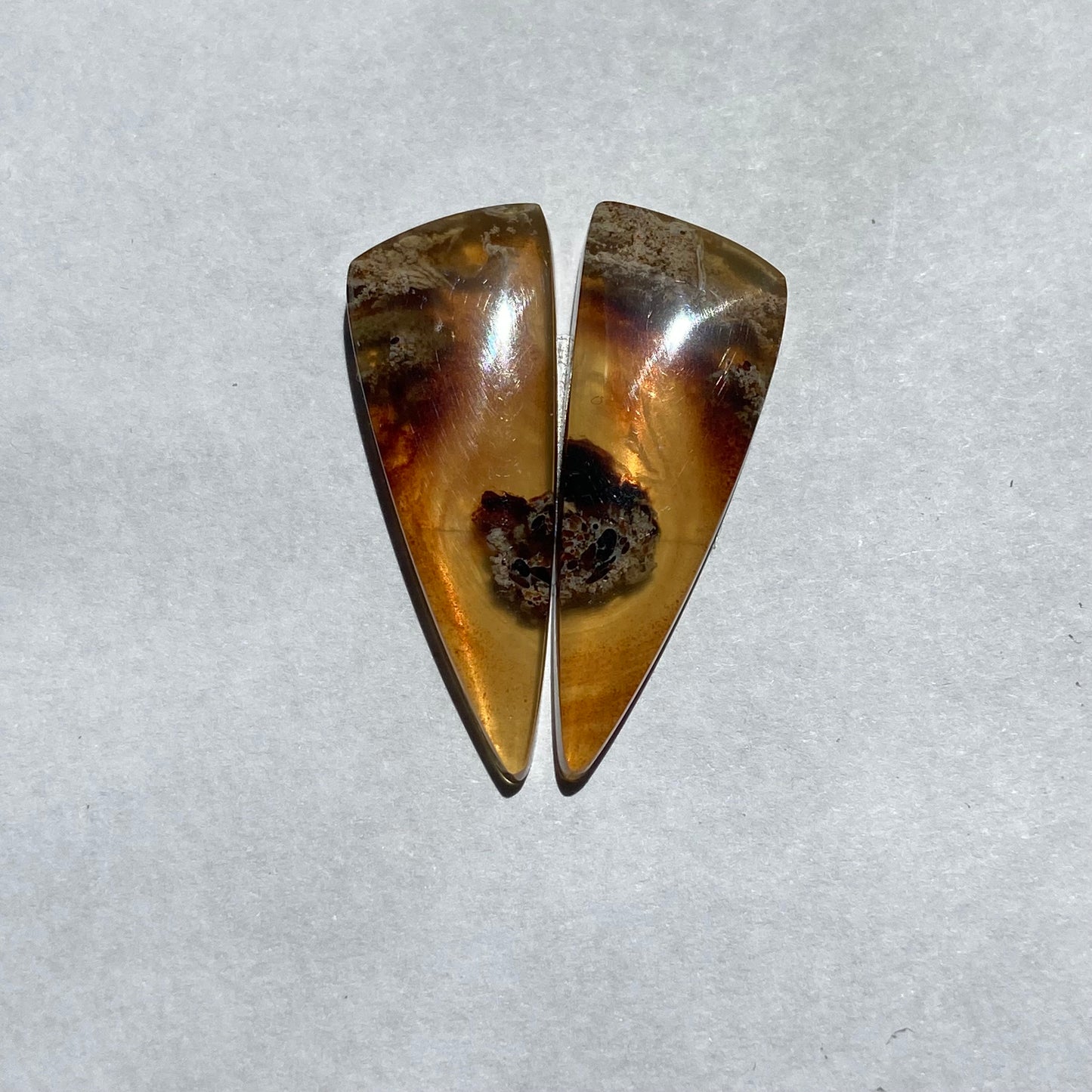 Amber Cabochon AM73