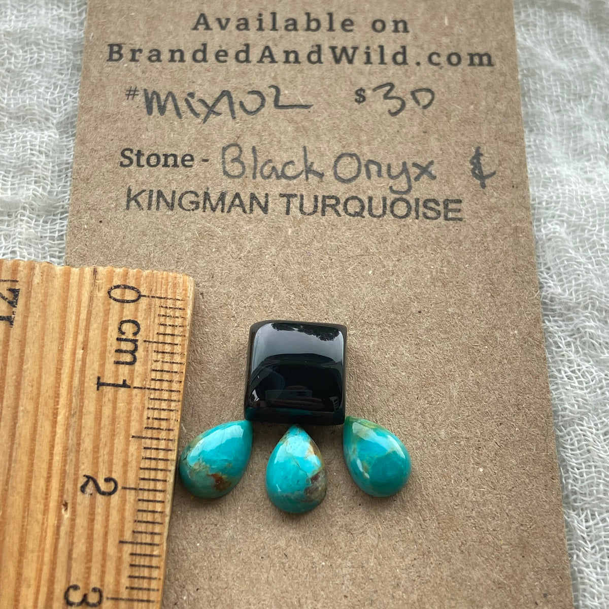 Kingman / Black Onyx Cabochon - MIX102