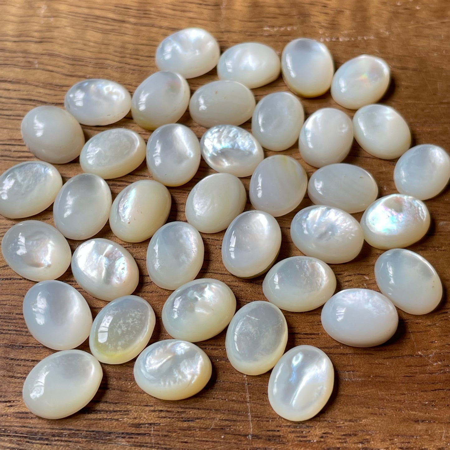 Mother of Pearl 8x10 Oval