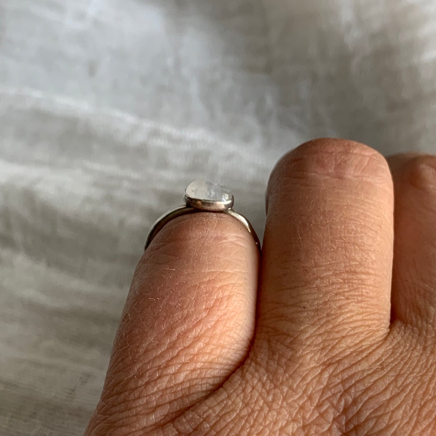 Sterling Silver Ring - R13  Size - 4