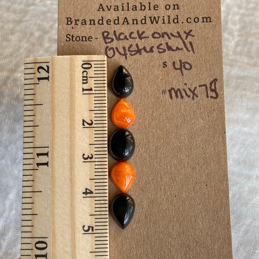 Black Onyx /Oystershell Cabochon - Mix75