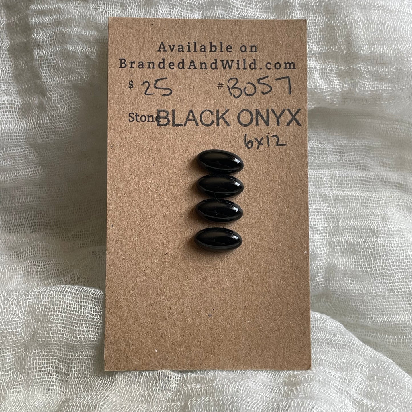 Black Onyx - Cabochon - B057