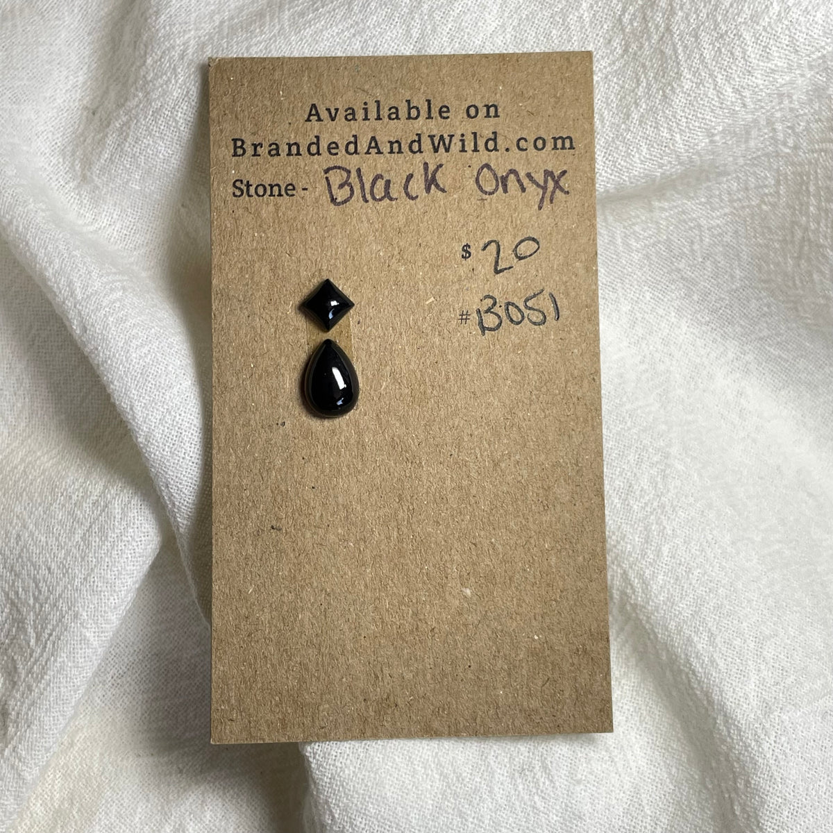 Black Onyx - Cabochon - B051 9A1B607A-6DFB-49BE-BABA-E4B437C3B5E3 Brandedandwild.com