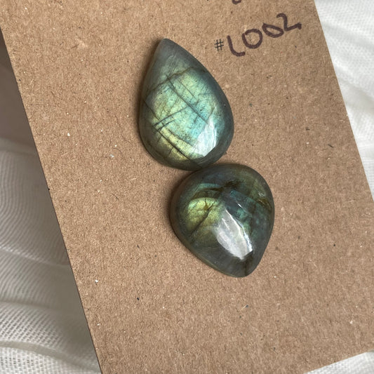 Labradorite Cabochon - L002 9A9FA4E9-DD34-4637-A7D4-0DB008BEEB0C Brandedandwild.com
