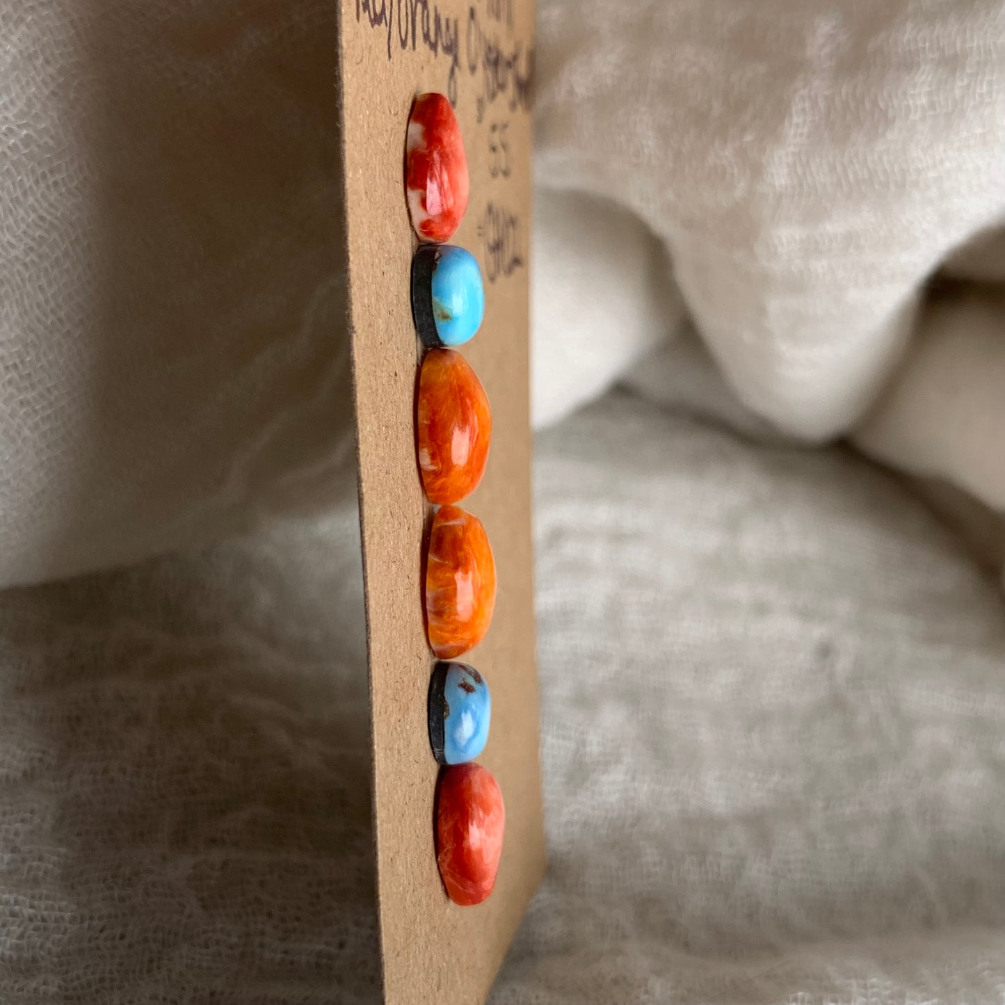 Golden Hill Cabochon - ROGH02