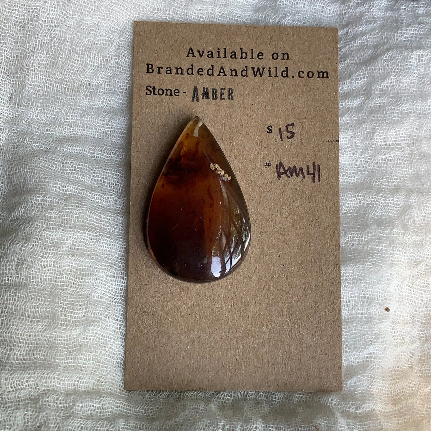 Amber Cabochon AM41