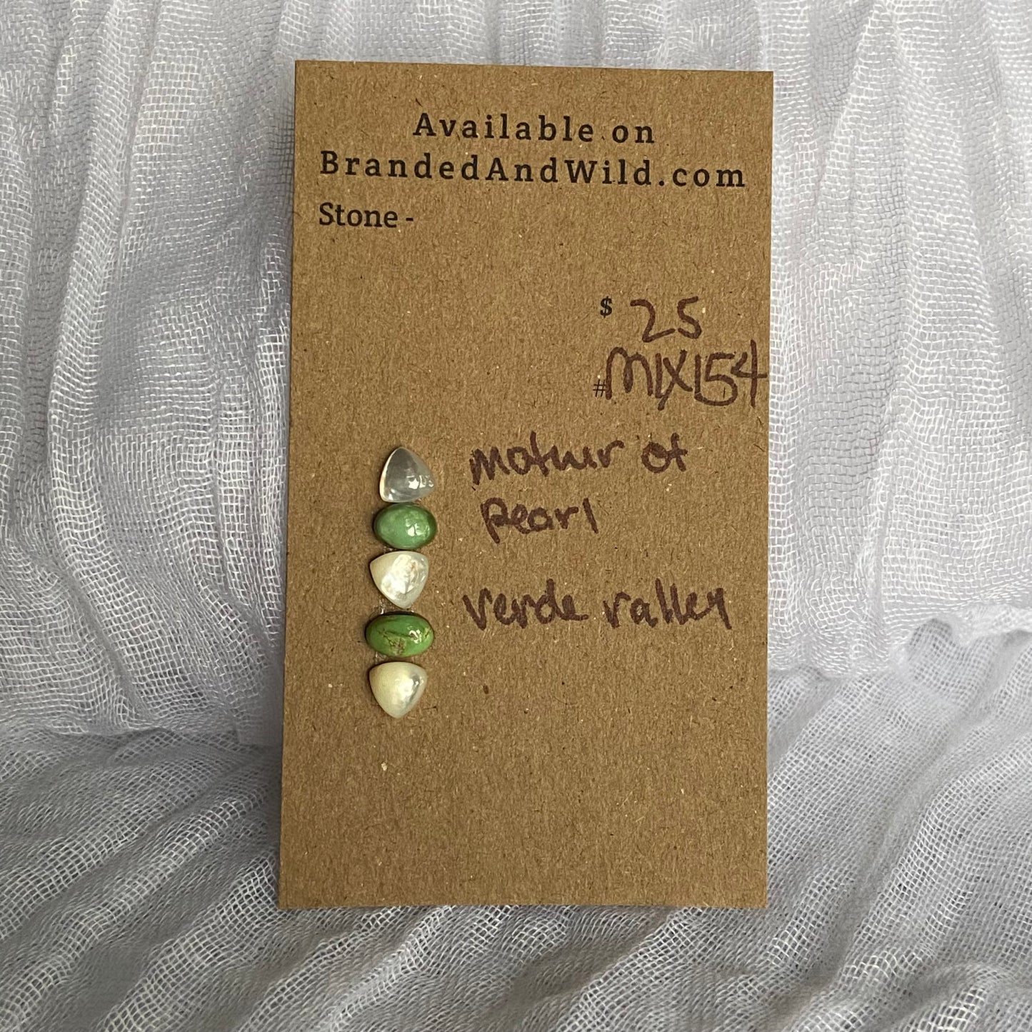 Mother of Pearl / Verde Valley Cabochon - MIX154