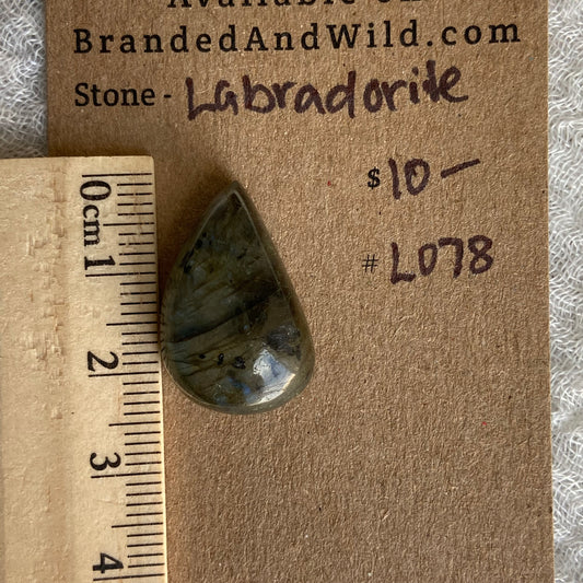 Labradorite Cabochon - L078