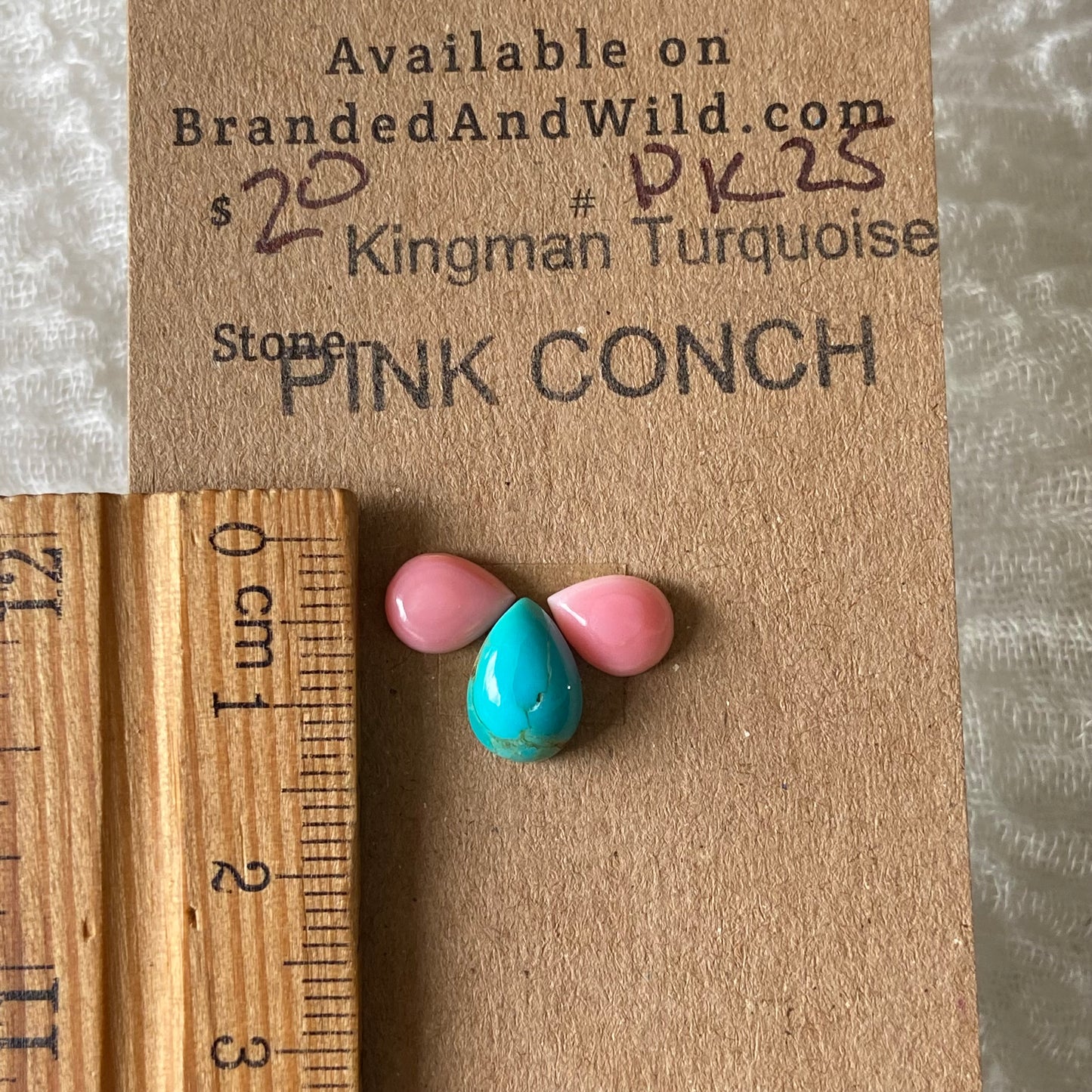 Pink Conch / Kingman Turquoise Cabochon - PK25