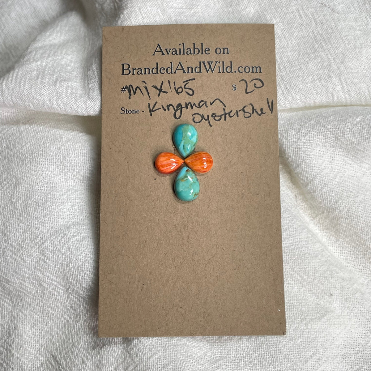 Oystershell - Kingman Turquoise Cabochon - MIX165 9CBA007E-BA84-402C-92BE-2E9EDC901DC1 Brandedandwild.com