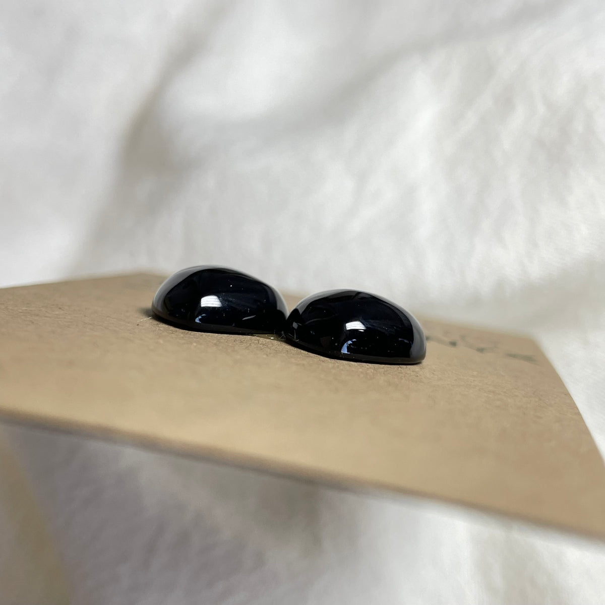 Black Onyx - Cabochon - B032 9DE5FD83-B015-4571-85C6-EC4AFC25383D Brandedandwild.com