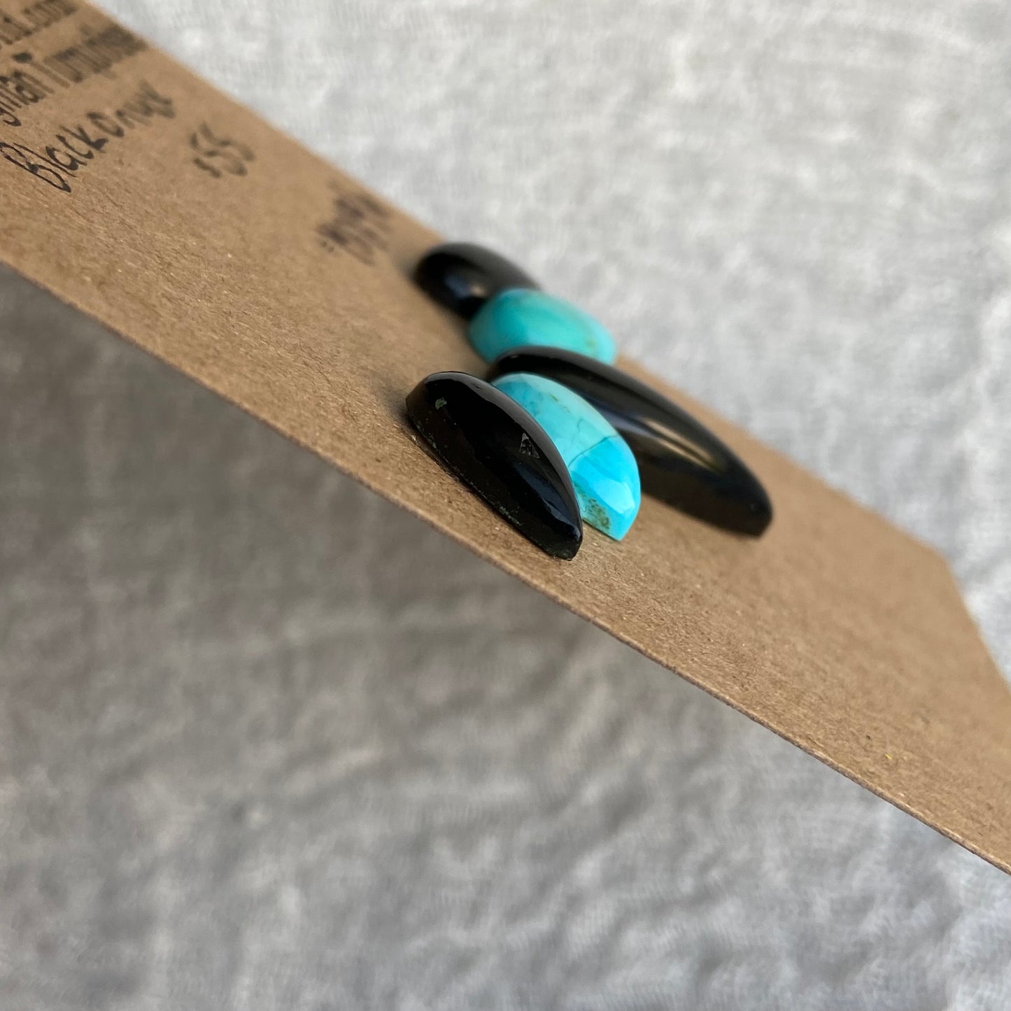 Black Onyx - Kingman Turquoise Cabochon - MIX96