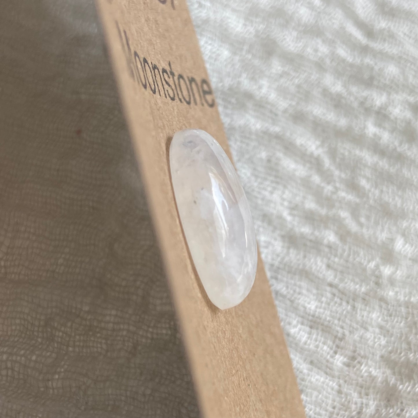 Moonstone Cabochon - M37