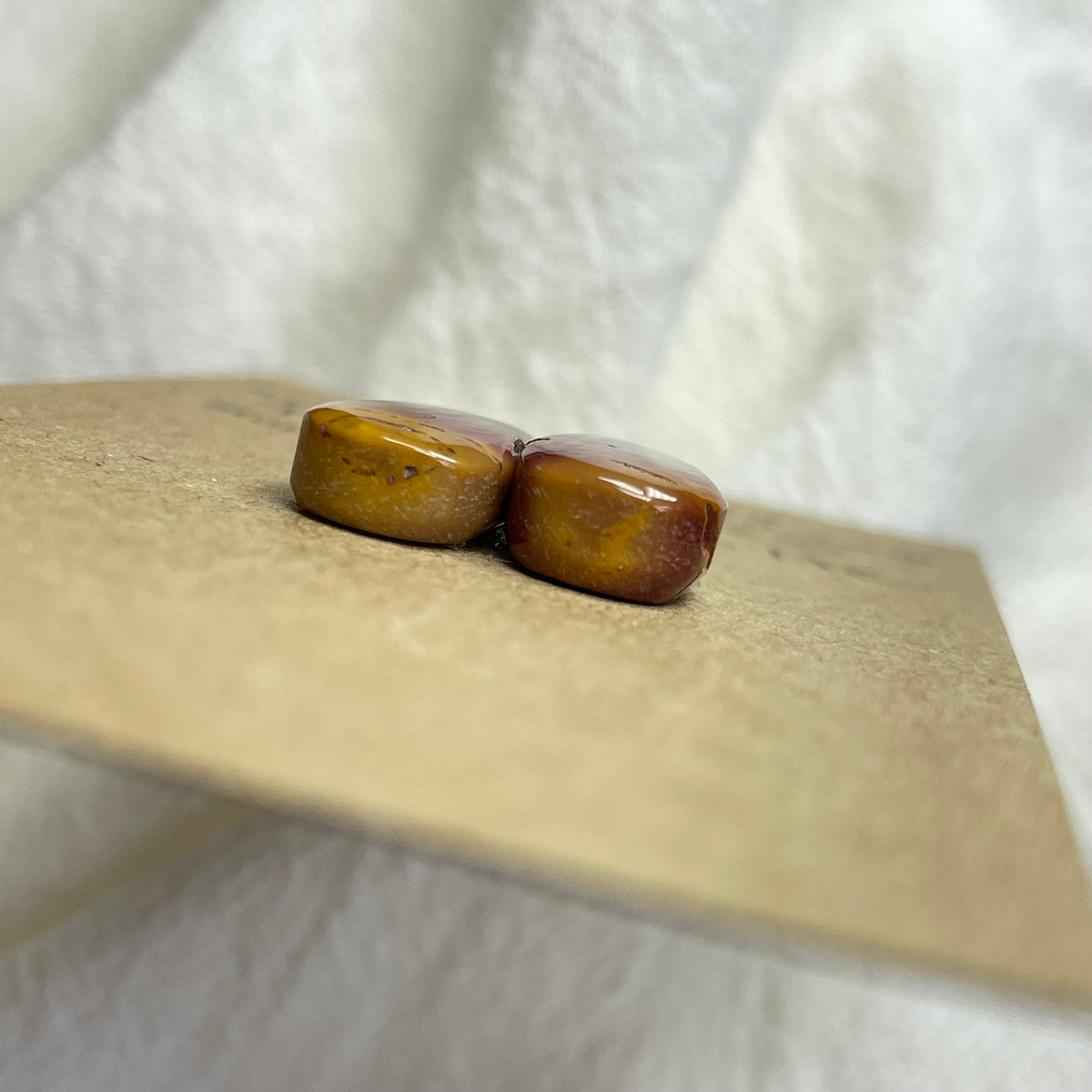 Mookaite Cabochon- M15 9EEB9206-0E34-4B23-BA2D-992C16D3C241 Brandedandwild.com