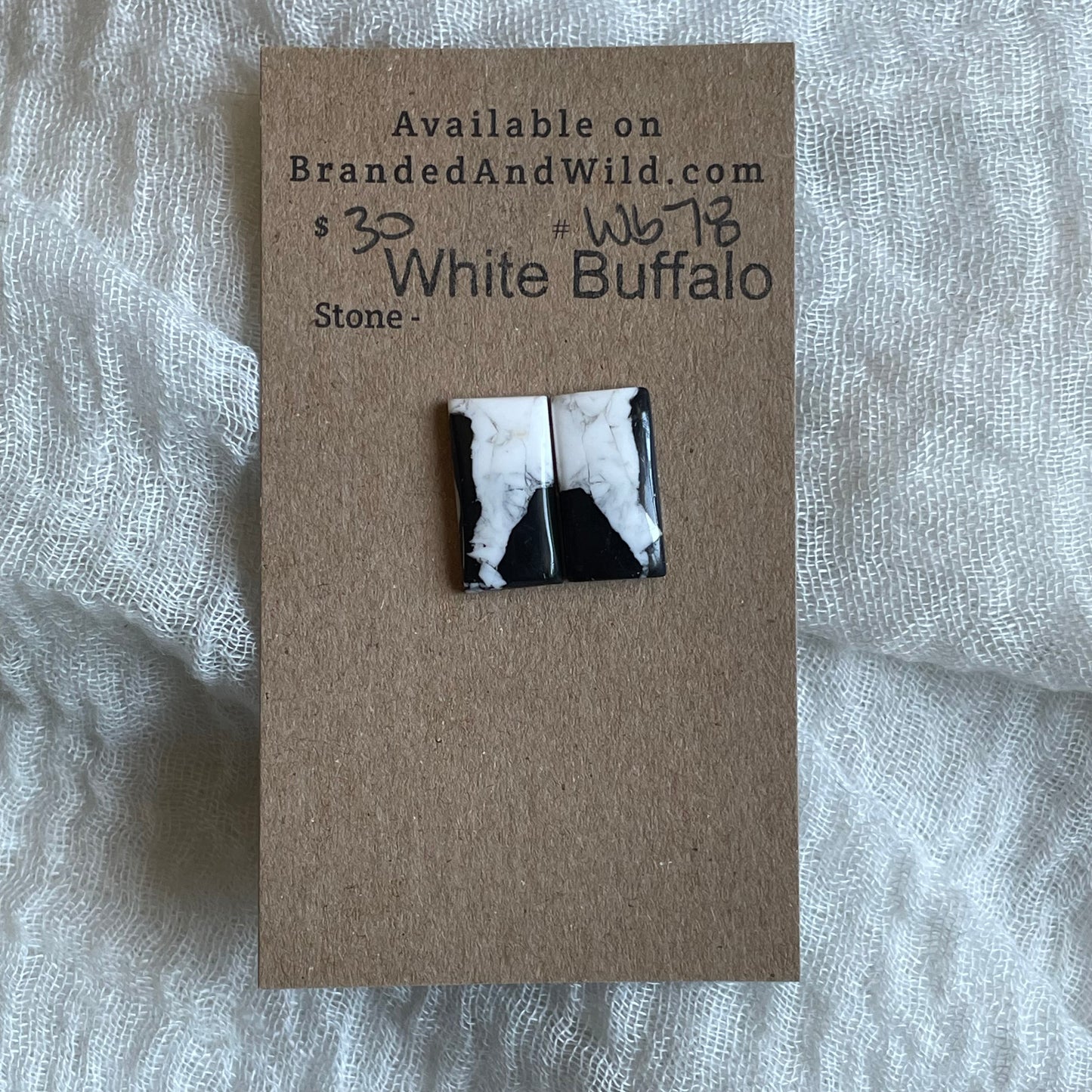 White Buffalo Cabochon - WB78 9F7884C9-55B6-40C4-AA05-E0483599278E Brandedandwild.com