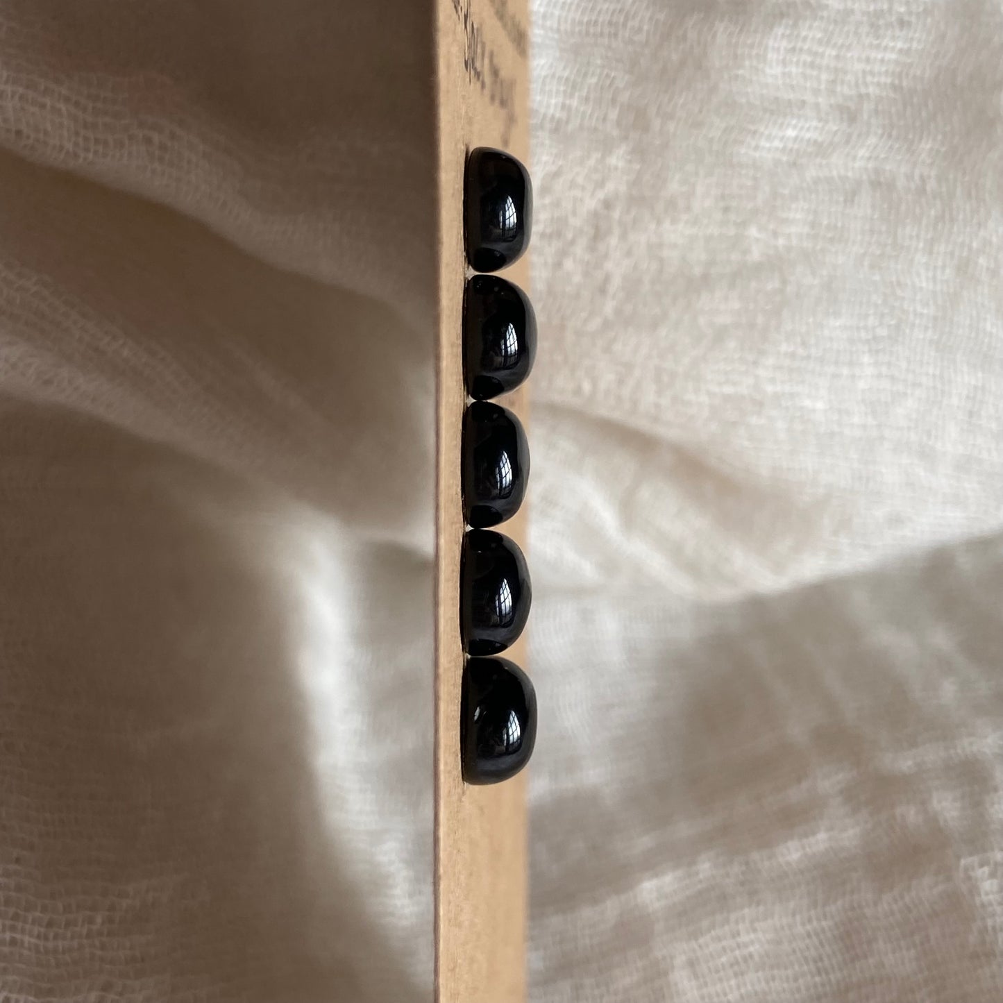 Black Onyx - Cabochon - BO09