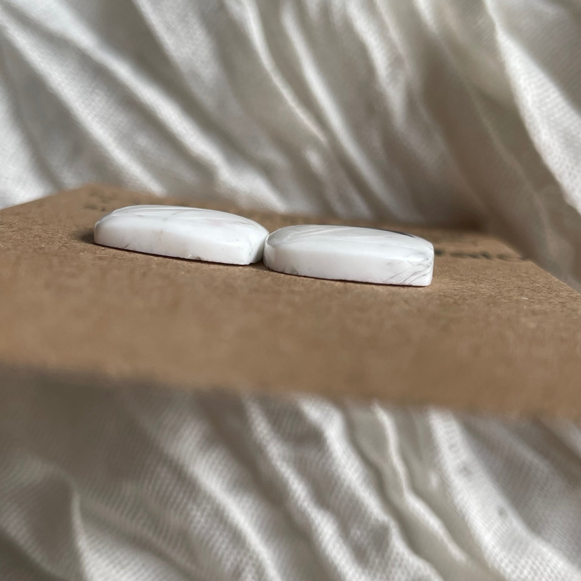 White Buffalo Cabochon - WB03 A19F041E-849E-4996-9760-D1AA0277515F Brandedandwild.com