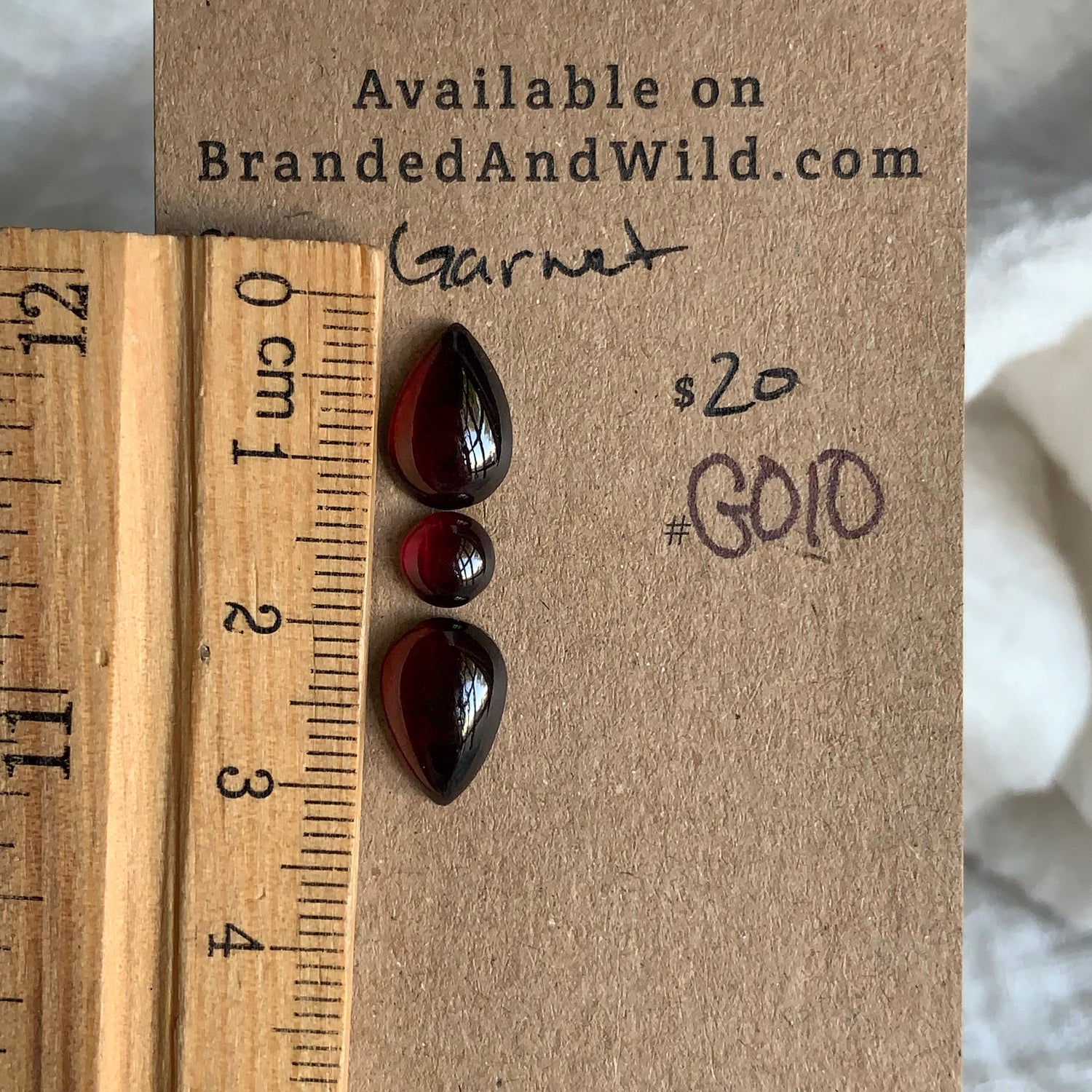 Garnet Cabochon - G010 A2B14714-9A6E-49B9-9A5A-157F361D559F Brandedandwild.com