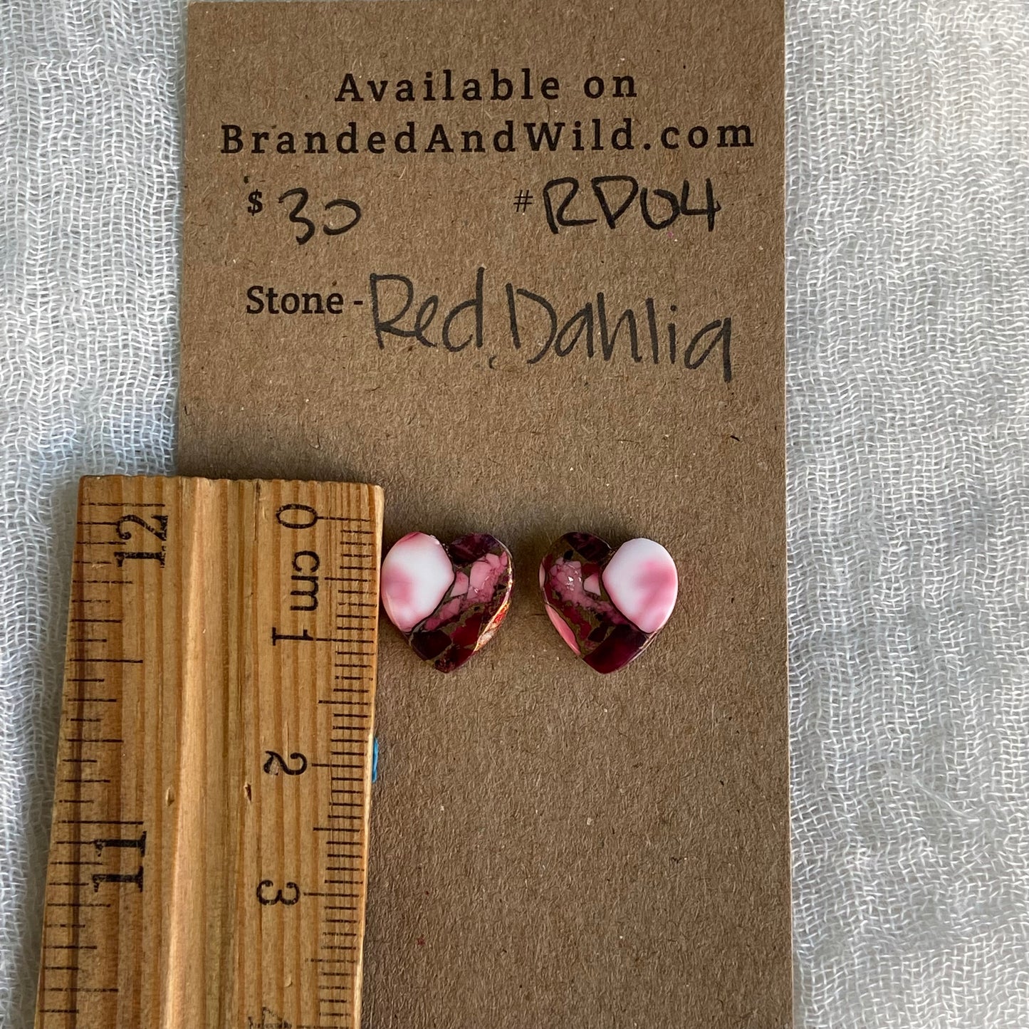 Red Dahlia Cabochon - RD04