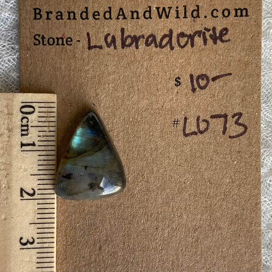 Labradorite Cabochon - L073
