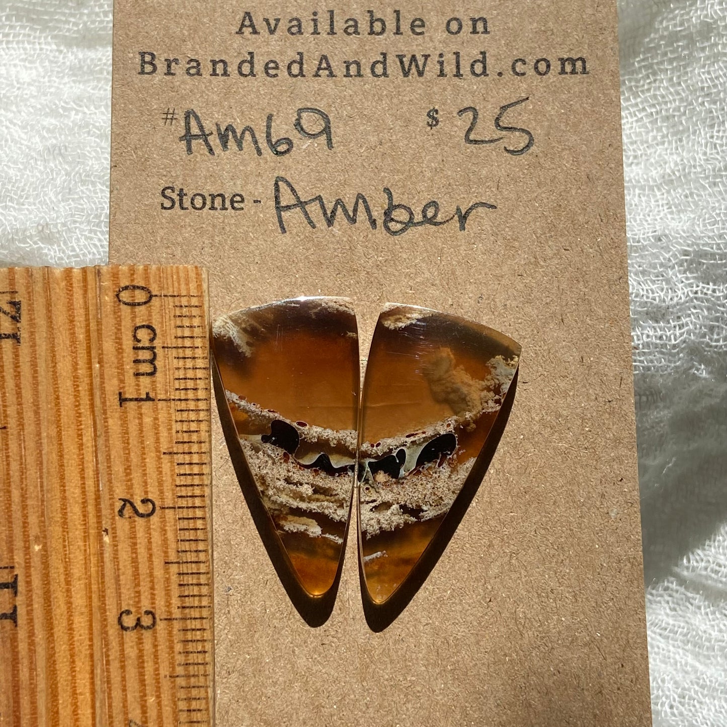 Amber Cabochon AM69