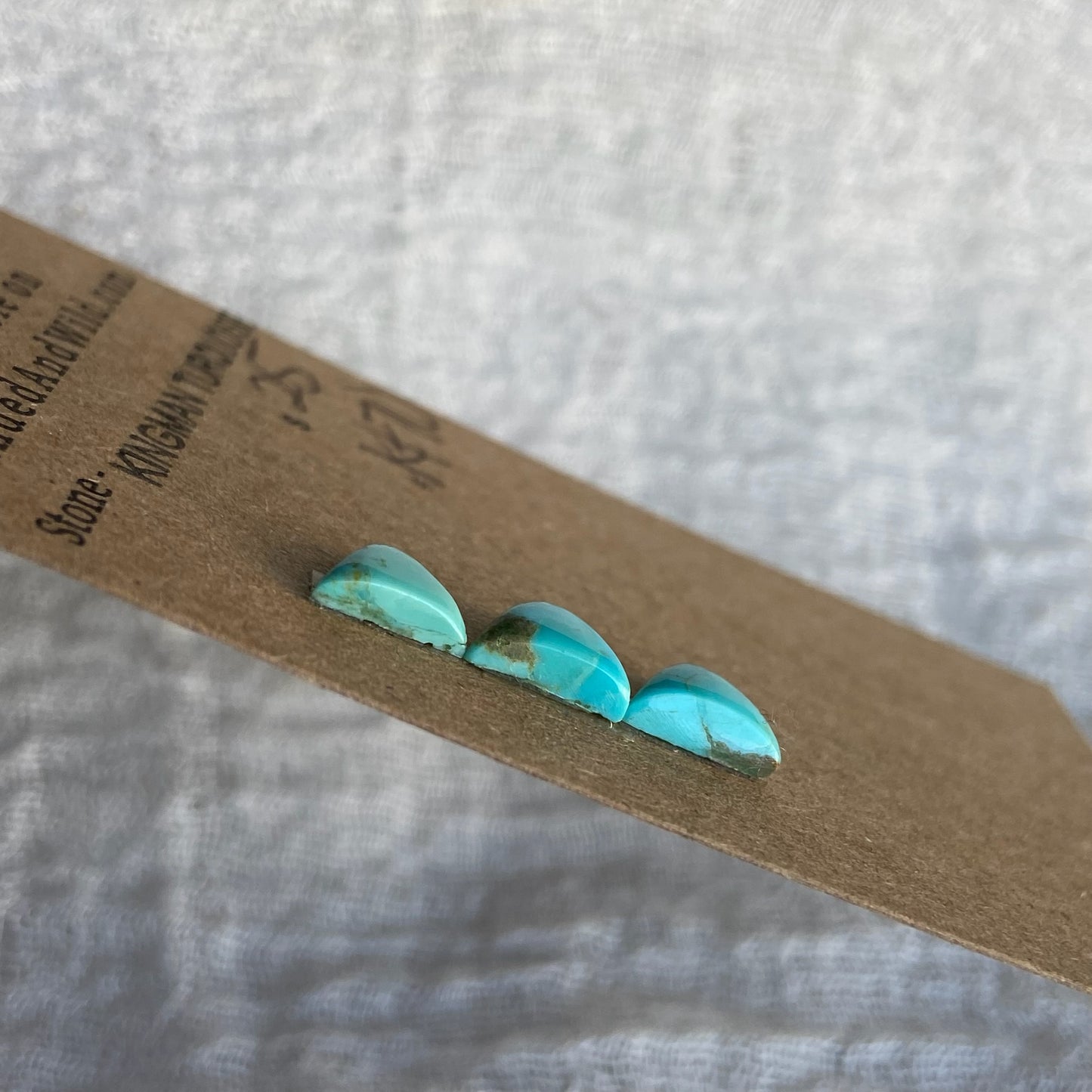 Kingman Cabochon - KT70