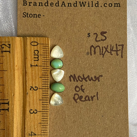 Mother of Pearl / Verde Valley Cabochon - MIX147