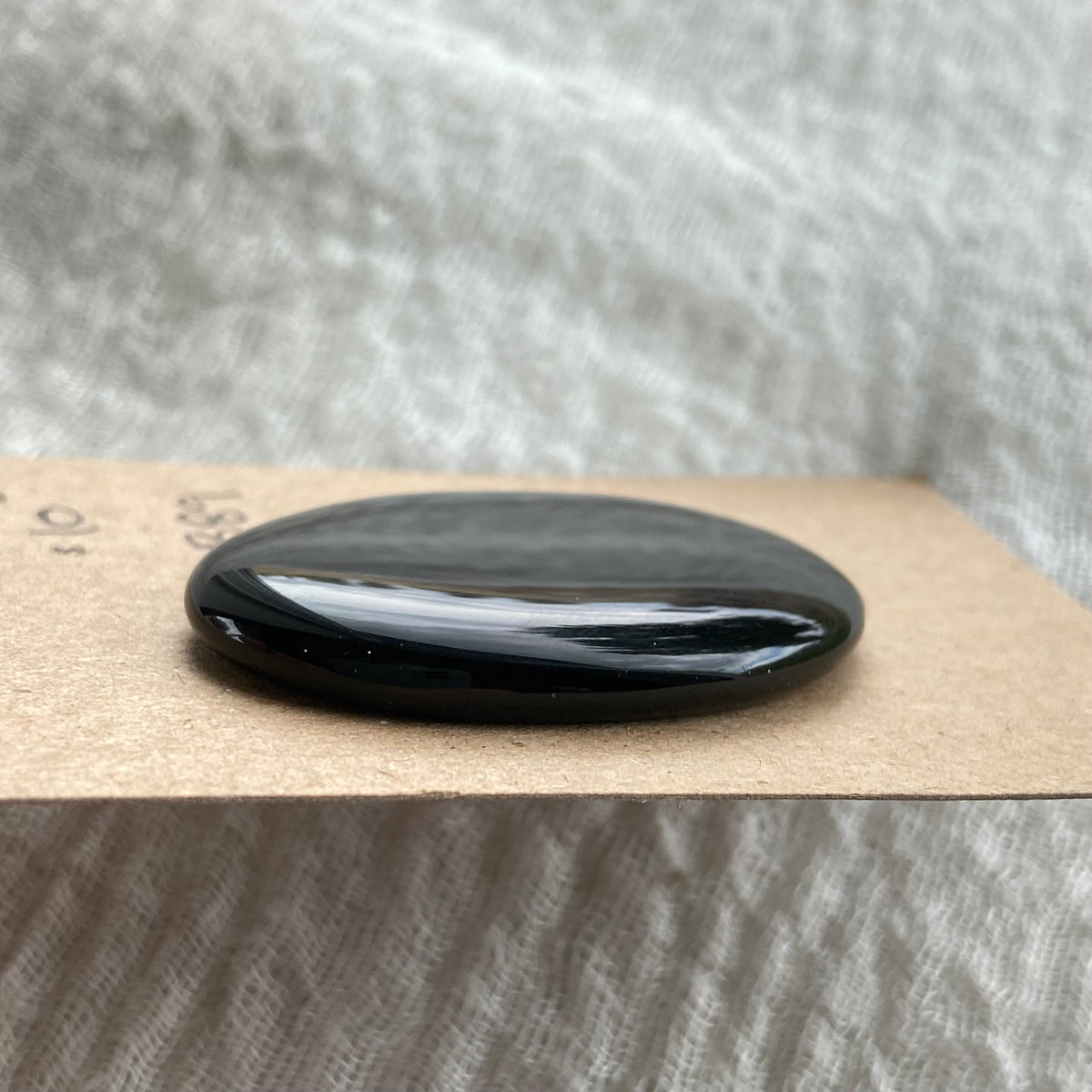 Black Onyx - Cabochon - B89