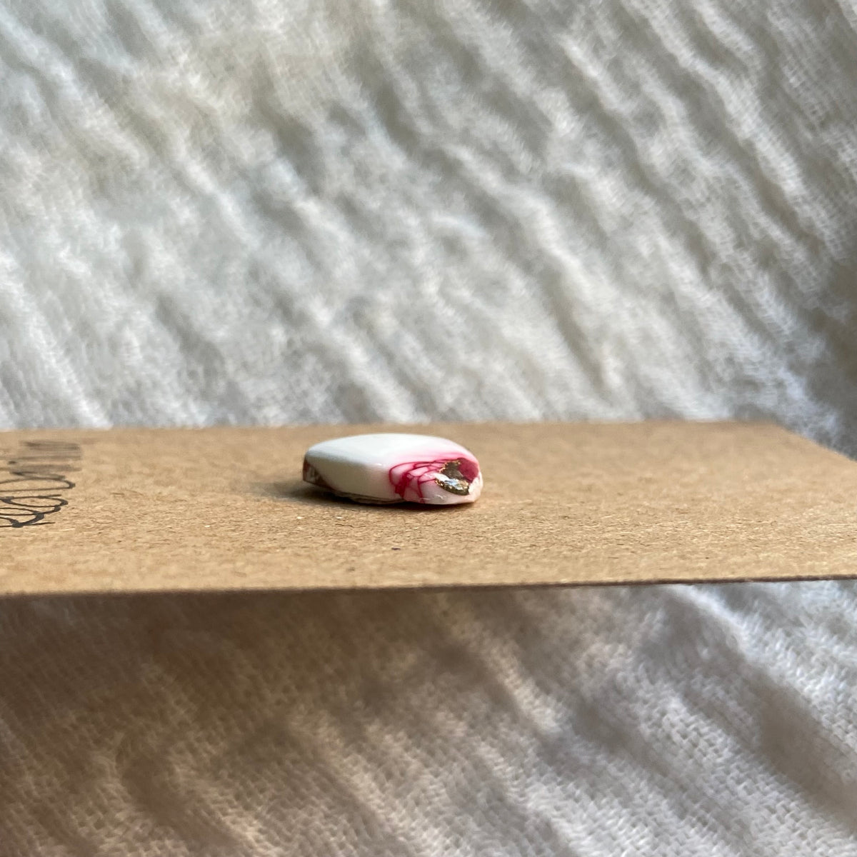 Red Dahlia Cabochon - RD64