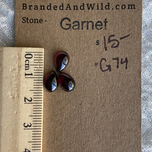 Garnet Cabochon - G74