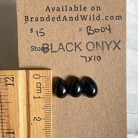 Black Onyx - Cabochon - B004 AC8106DD-7601-4F85-9155-A0C422E3C060 Brandedandwild.com