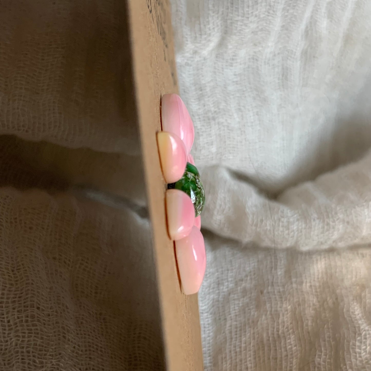 Emerald Valley / Pink Conch Cabochon - Mix32
