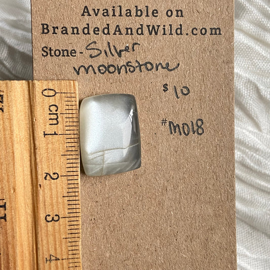 Silver Moonstone Cabochon - M018 AD42E193-3CDC-4B5B-9CD3-AFA2159B96CE Brandedandwild.com