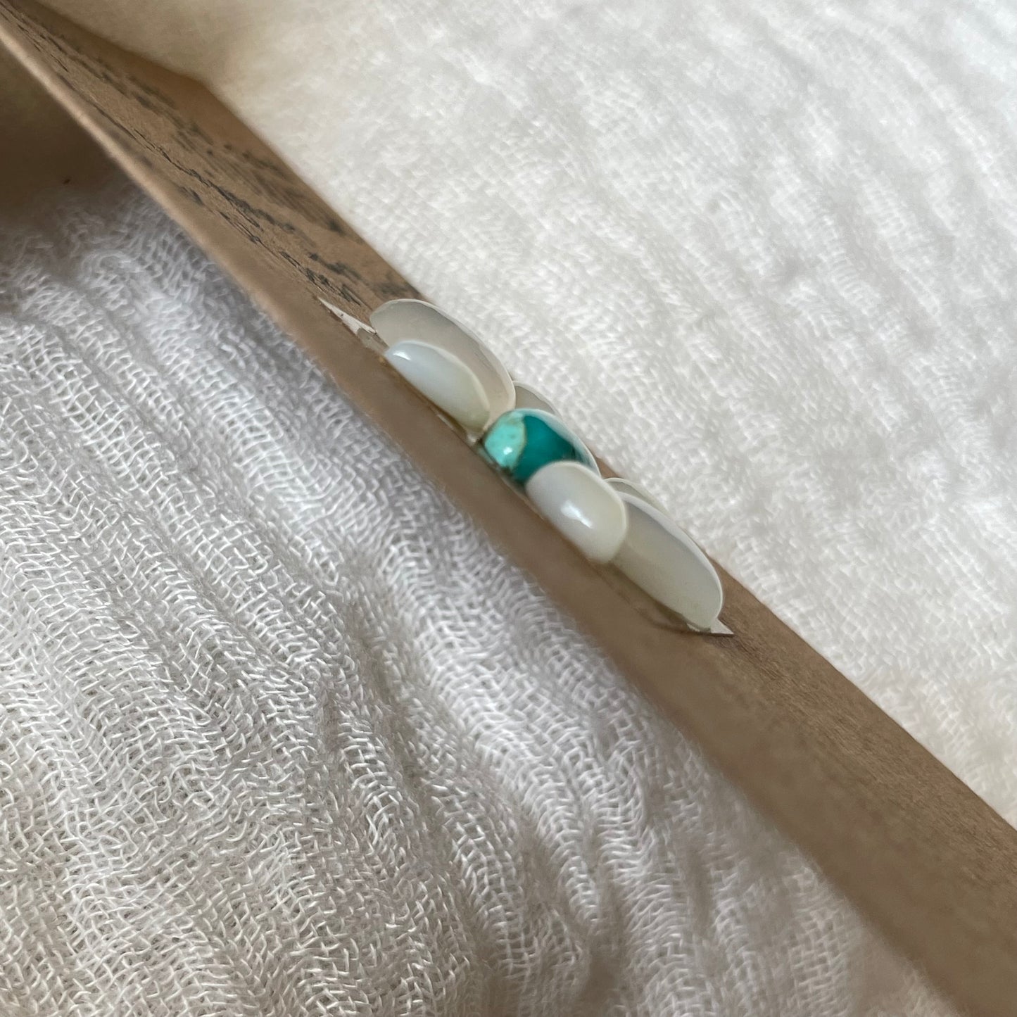 Kingman / Mother of Pearl Cabochon - Mix102 ADA16160-DDF6-45F6-A6E8-F9338E60B413 Brandedandwild.com