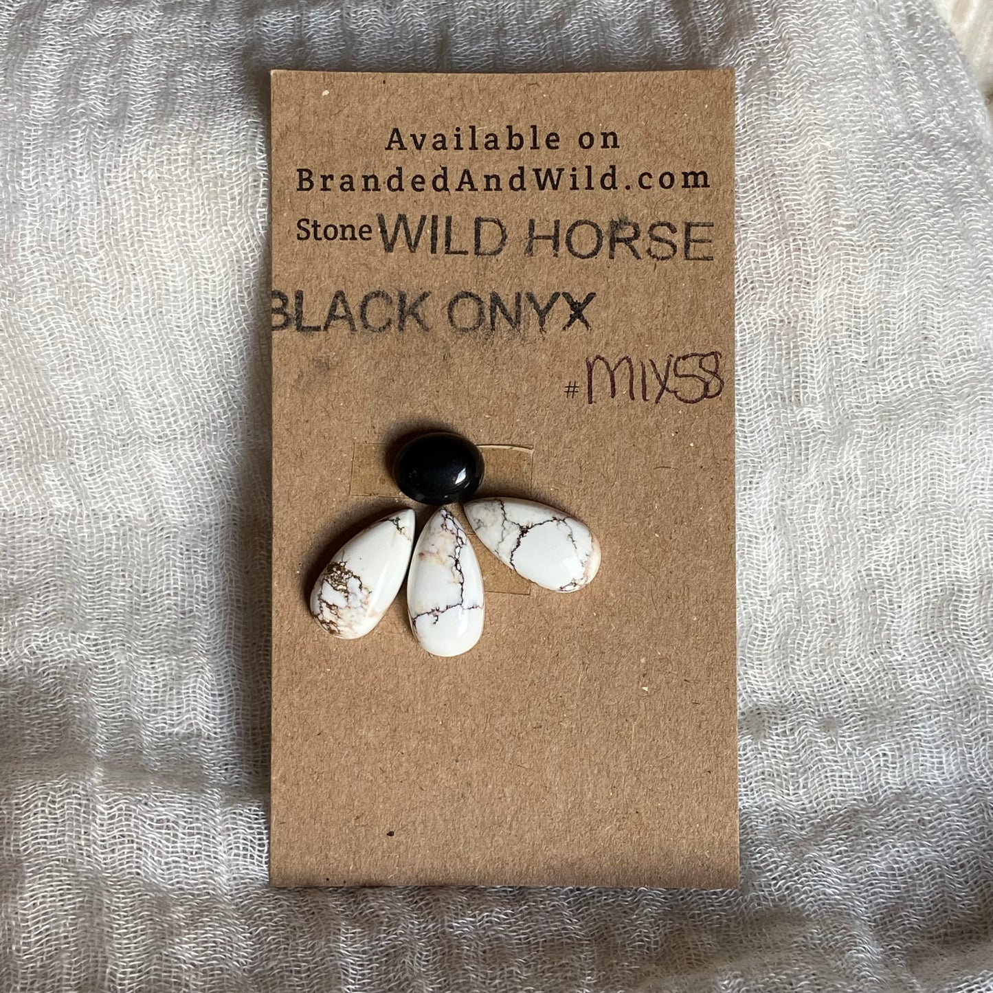 Wild Horse / Black Onyx Cabochon - MIX58