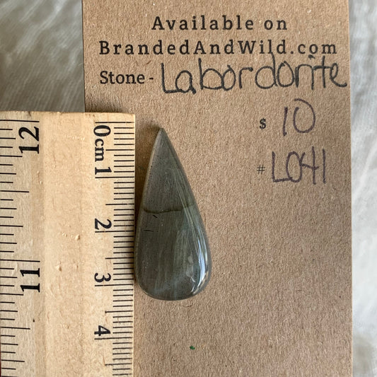 Labradorite Cabochon - L041