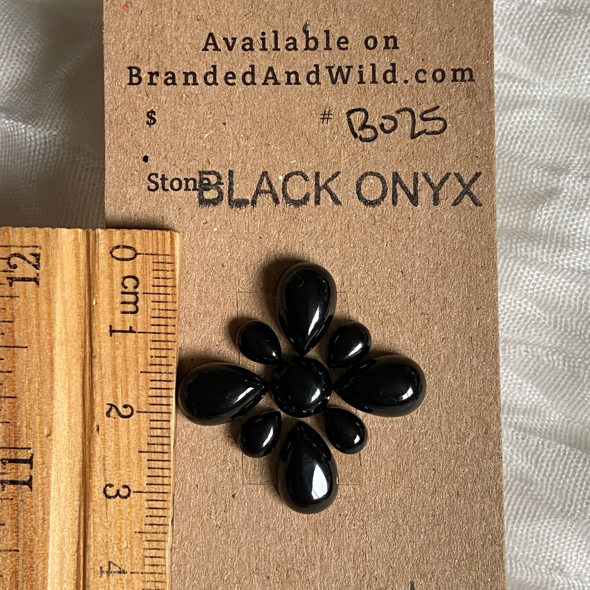 Black Onyx - Cabochon - B025 AE308079-9414-42CE-B9E6-09B69829BFF5 Brandedandwild.com