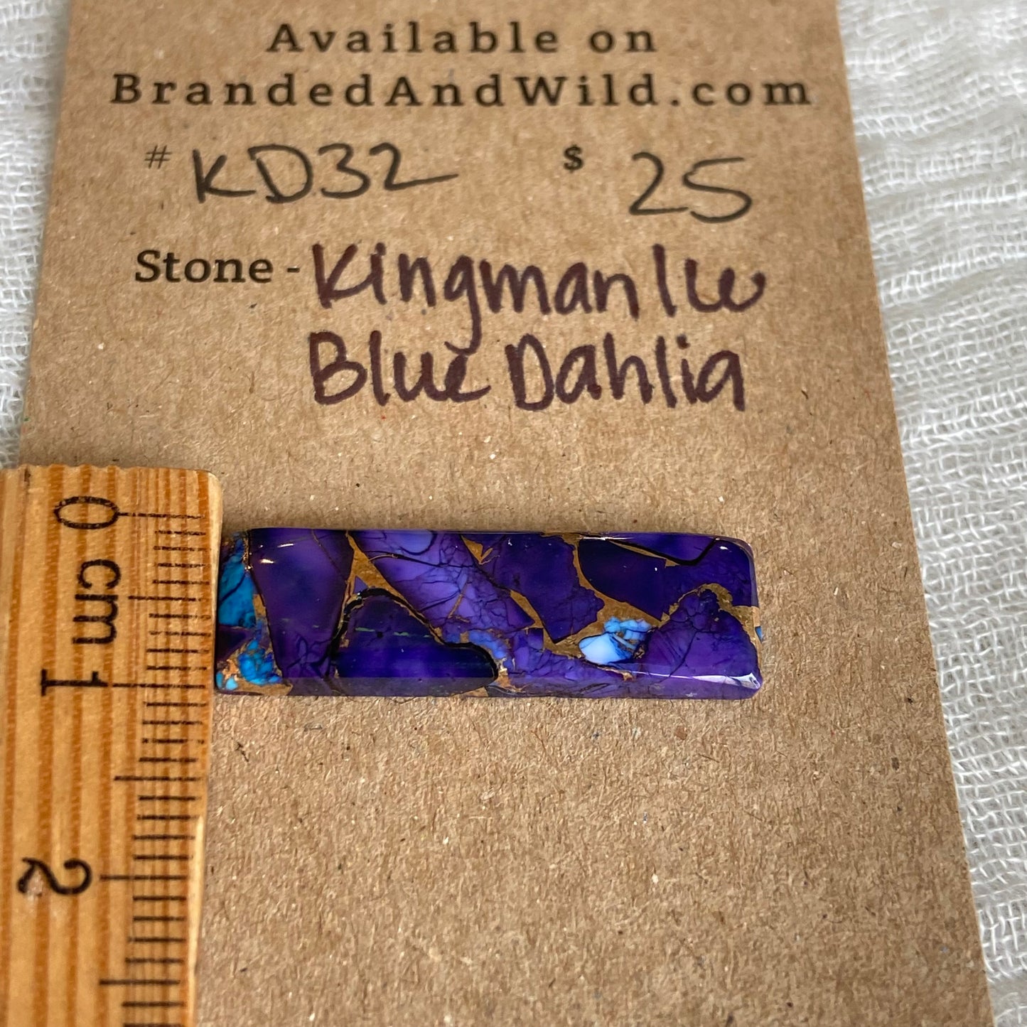 Kingman Ice Blue Dahlia Cabochon - KD32