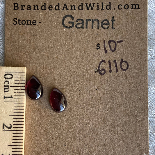 Garnet Cabochon - G110