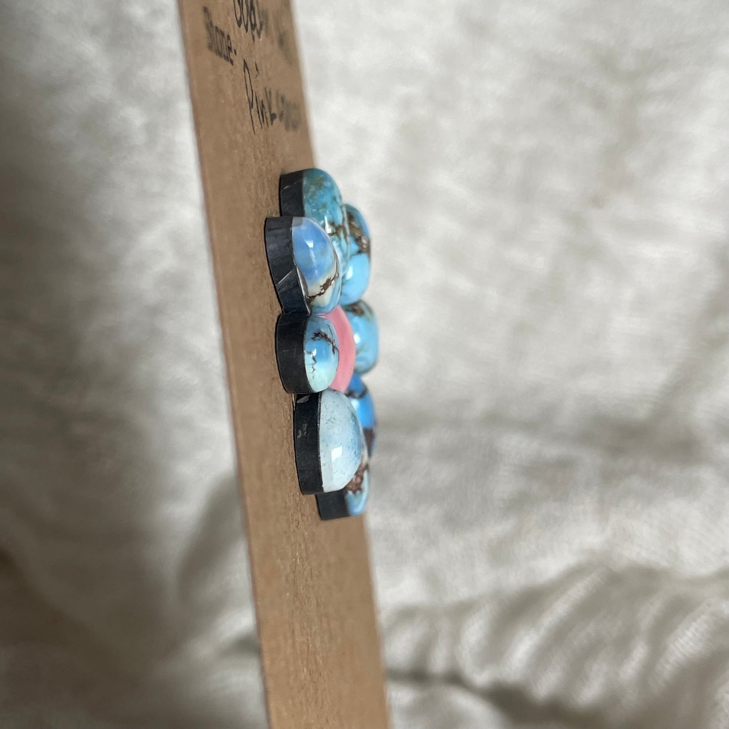 Golden Hill / Pink Conch Cabochon - MIX28