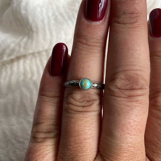 Sterling Silver Ring - R106 Size - 7