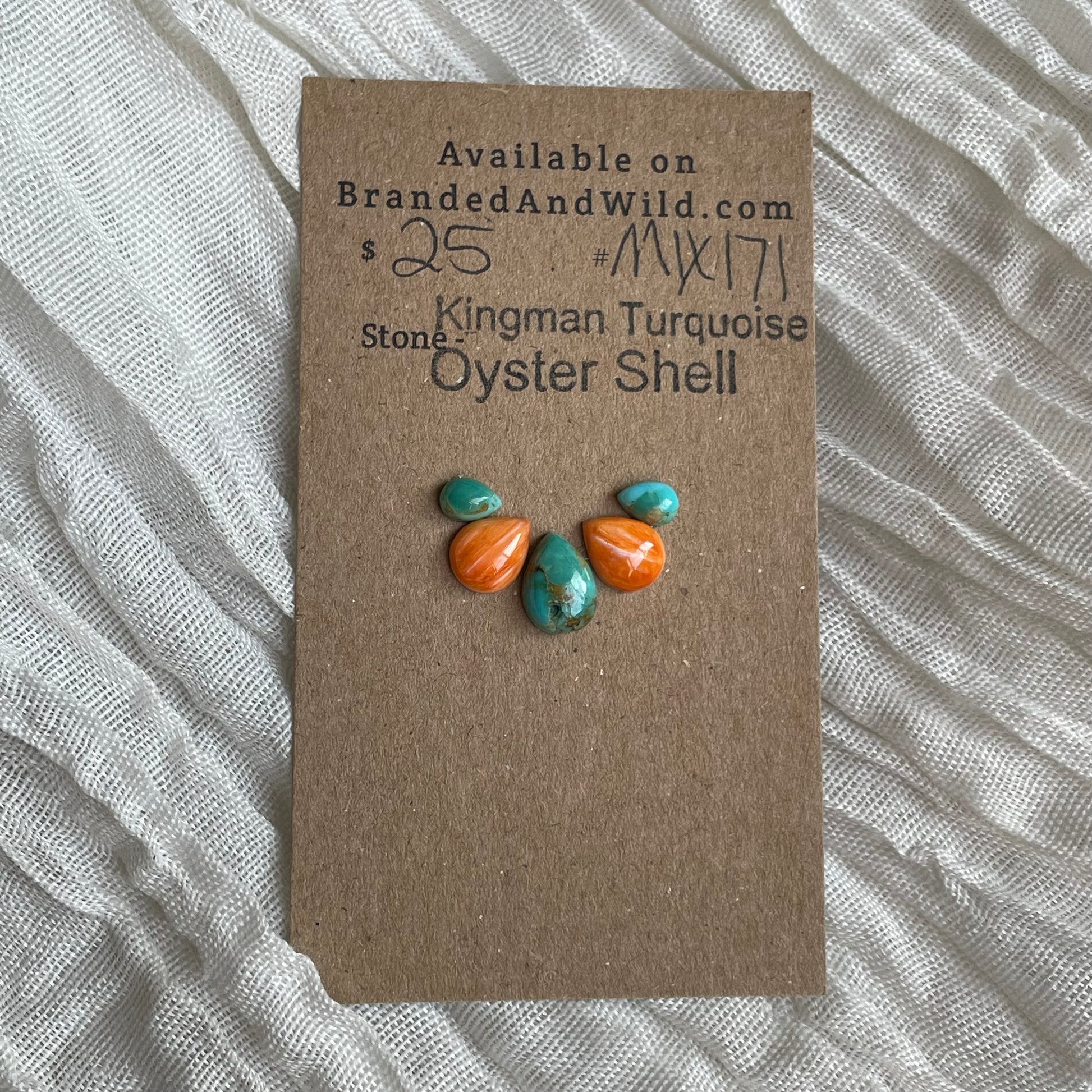 Oyster Shell / Kingman Turquoise Cabochon - MIX171 B3B37616-E059-4B16-81F0-516BFFED556B Brandedandwild.com