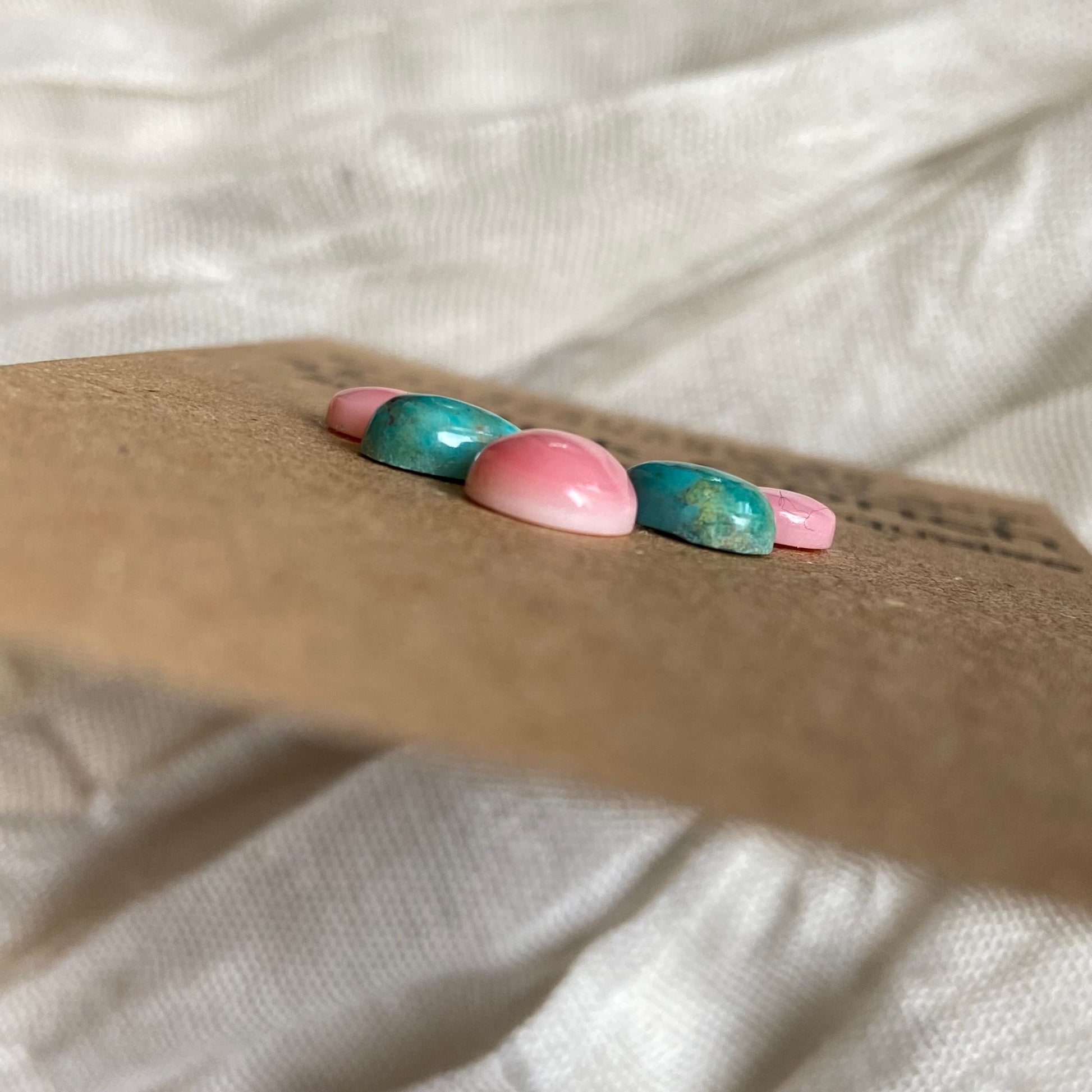 Pink Conch / Kingman Turquoise Cabochon - PK07 B40AA705-E2C2-4AA1-8BDB-E3C56E34C37B Brandedandwild.com