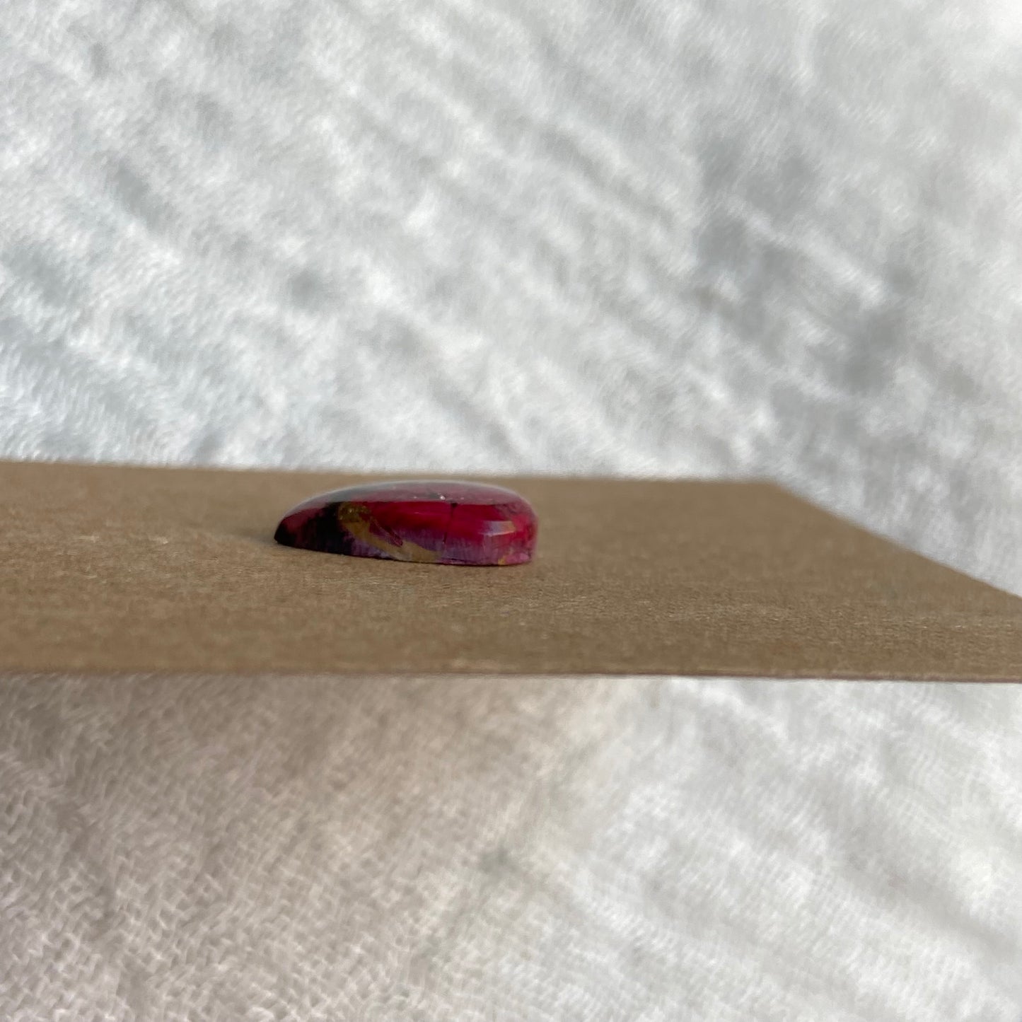 Red Dahlia Cabochon - RD68