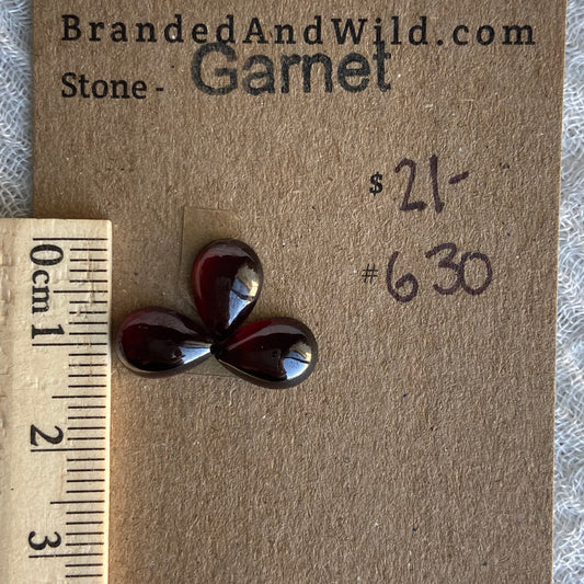 Garnet Cabochon - G30